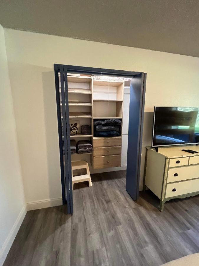 Rustic Girdwood Condo Екстер'єр фото