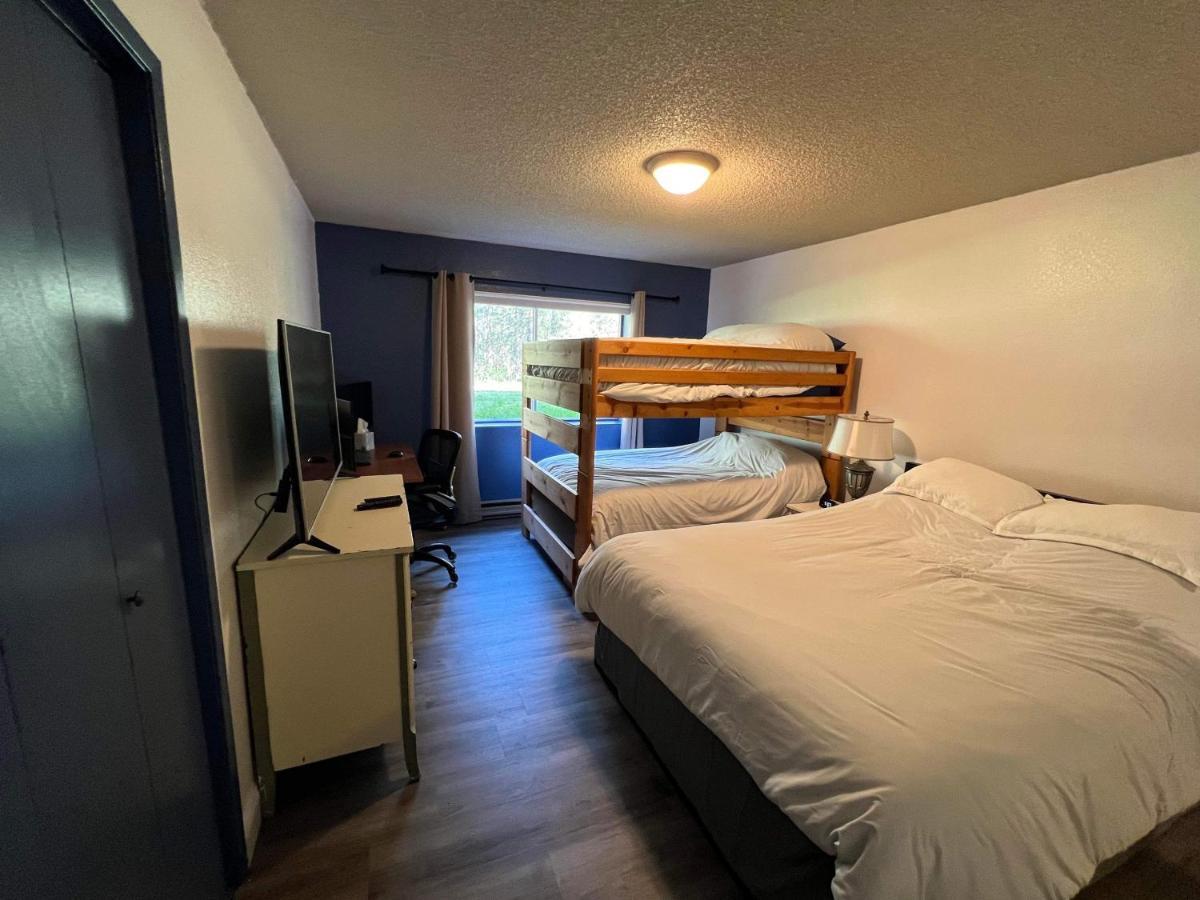 Rustic Girdwood Condo Екстер'єр фото