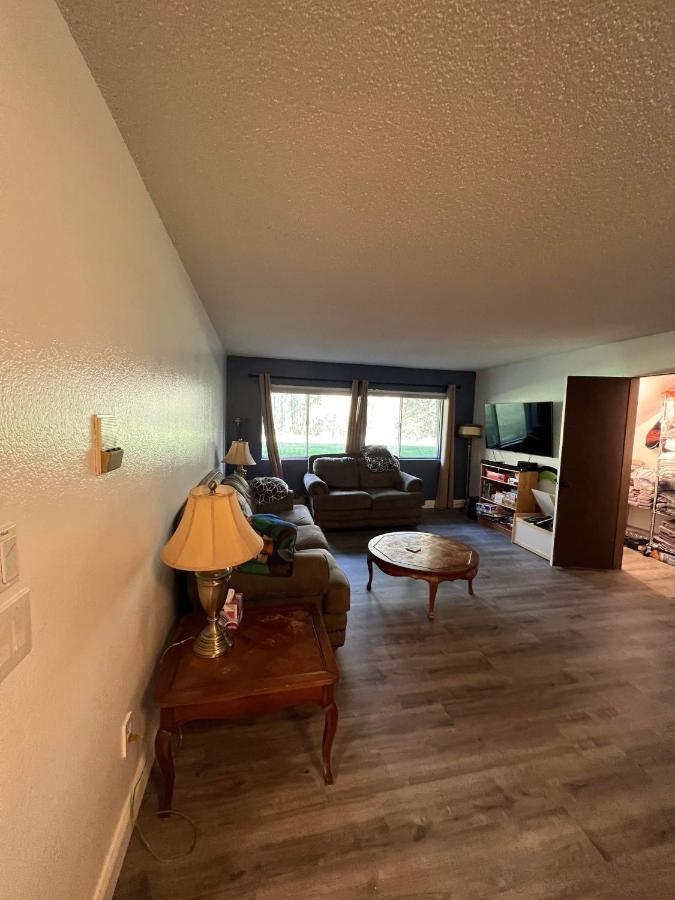 Rustic Girdwood Condo Екстер'єр фото